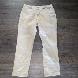 Old Navy size 33x30 khaki pants